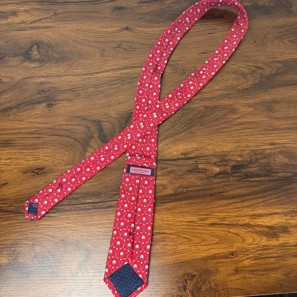 Vineyard Vines‎ Red 100% Silk Hockey Sticks Skinny Tie Novelty Print Made in USA